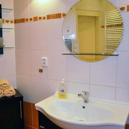 公寓 Grus Apts Prague, 2bdr, Walk To Prague's Castle *