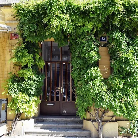 Grus Apts Prague, 2bdr, Walk To Prague's Castle 公寓 *