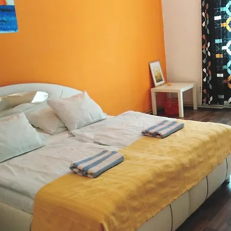 Grus Apts Prague, 2bdr, Walk To Prague's Castle 公寓